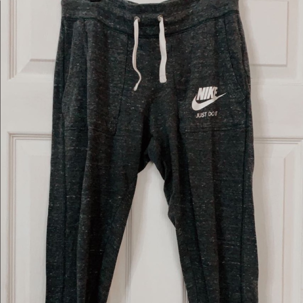 Nike joggers